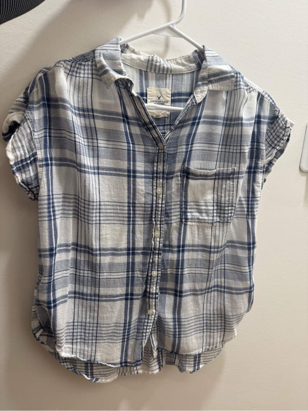 American Eagle Outfitters Blue and White Plaid Short Sleeve Button-Up